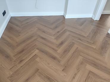 Напольные работы: Рофессиональная укладка кварц-ламината и ламината «ёлочкой» Выполняю — 3