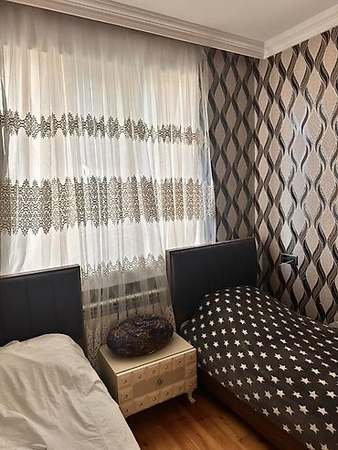 Günlük kirayə mənzillər: 3 otaqlı — 10