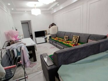 куплю 2 комнатную квартиру в бишкеке без посредников: 2 комнаты, 65 м², Элитка, 12 этаж, Дизайнерский ремонт