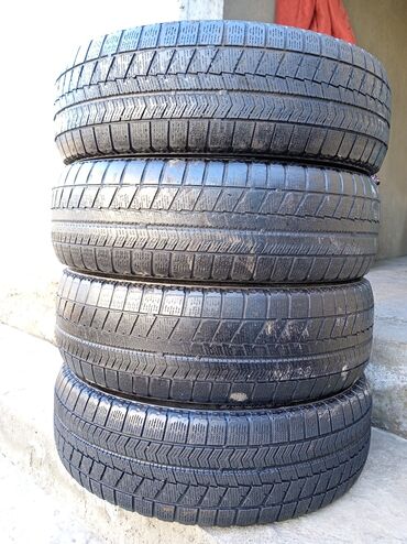 Шины: Шины 185 / 65 / R 15, Зима, Б/у, Комплект, Легковые, Япония, Bridgestone