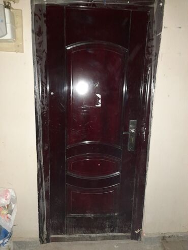 şam qapılar: Mənzil üçün İşlənmiş Giriş qapısı 100x215 sm With peephole, Zəmanətsiz, Ünvandan götürmə