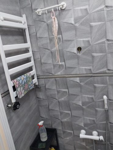 Köhnə tikili: Bakı, Bakıxanov qəs., 3 otaqlı, Köhnə tikili, m. Neftçilər, 90 kv. m -da lalafo.az — 29 Köhnə tikili: Bakı, Bakıxanov qəs., 3 otaqlı, Köhnə tikili, m. Neftçilər, 90 kv. m — 29