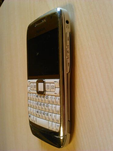 Nokia: Nokia E71, rəng - Qızılı — 5