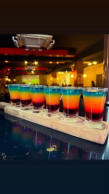 otel xadime: Barmen, 24 yaş, 5 ildən artıq təcrübə — 5
