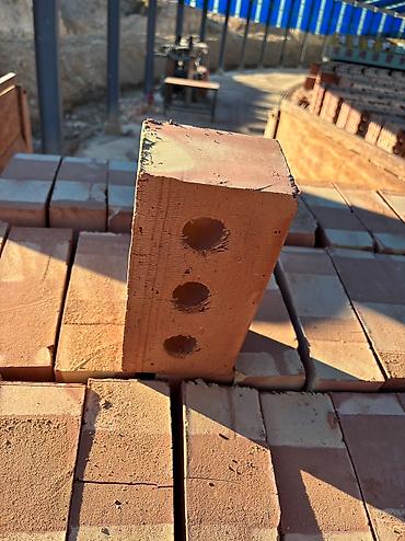 Строительный кирпич: Пустотелый, дырчатый, Жженый кирпич, 250x120x90 — 10