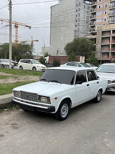 гур 211: ВАЗ (ЛАДА) 2107: 2010 г., 1.6 л, Кол менен иштөөчү, Бензин, Седан — 2