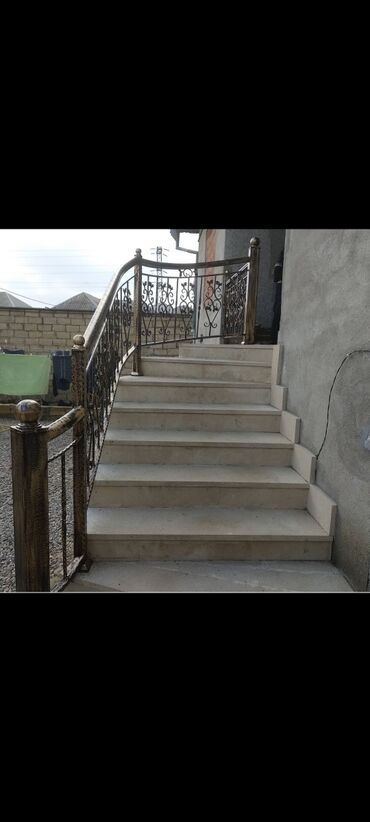 Barmaqlıqlar: 👉 Məhəccər 1-metr 50 azn başlayır Dəmir barmaqlıqlar, pilləkənlər — 14