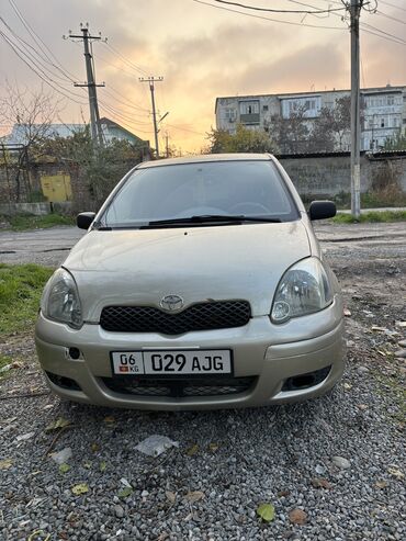 Toyota: Toyota Yaris: 2003 г., 1 л, Механика, Бензин, Хэтчбэк