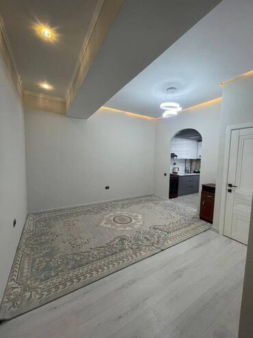 купить квартиру в клубном доме бишкек: 1 комната, 34 м², Индивидуалка, 3 этаж, Евроремонт