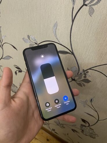 Apple iPhone: IPhone X, 256 GB, Space Gray, Face ID — 4