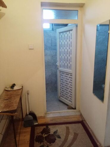 аренда помещений под разливное пиво: 2 м², 1 комната, Комби