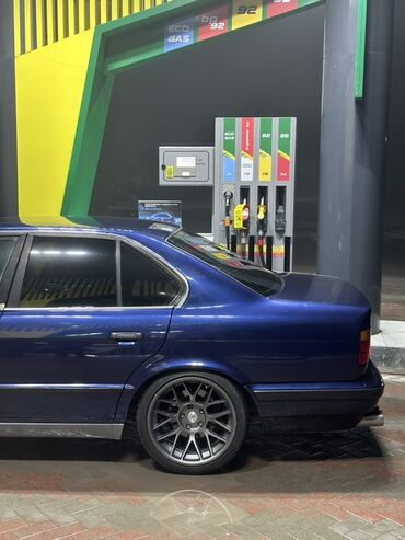 BMW: BMW 5 series: 1990 г., 3.2 л, Механика, Бензин, Седан — 6