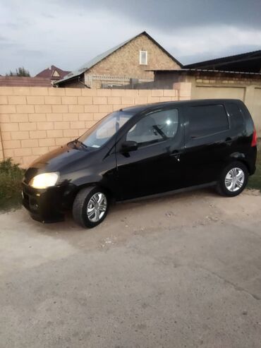 daihatsu boon: Daihatsu YRV: 2002 г., 1.3 л, Механика, Бензин, Минивэн