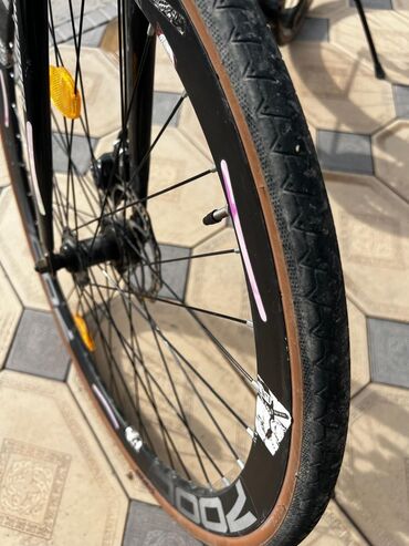 Шоссейные велосипеды: Шоссейный велосипед, Рама M (156 - 178 см), Б/у — 11