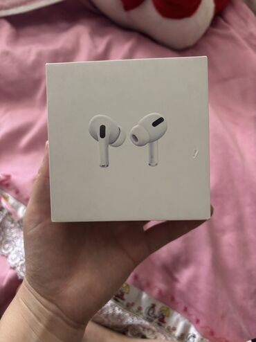 микрофон для колонки: Беспроводные наушники Apple AirPods Pro с зарядным футляром