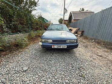 Mazda 626: 1990 г., 2.2 л, Механика, Бензин, Лифтбек