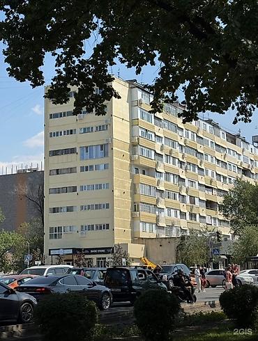 3 комнаты, 70 м², Манаса/Боконбаева Индивидуалка, 8 этаж, Евроремонт