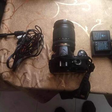 Fotokameralar: Nikon D3200 - 400 Azn Fotoaparatin heç bir problemi yoxdu və hər şeyi