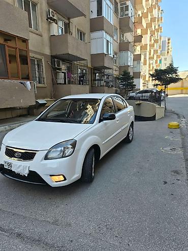 chery maşın: Kia Rio: 1.6 l | 2011 il Sedan — 5