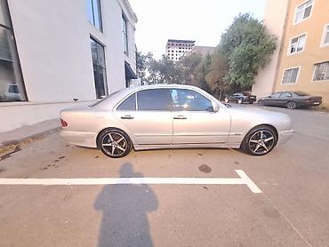 baw 212 qiymeti: Mercedes-Benz E-Class: 2.8 l | 1998 il Sedan — 4