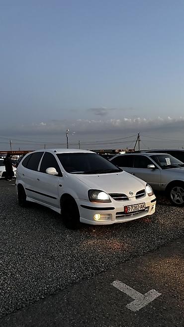 Nissan Almera Tino: 2001 г., 1.8 л, Автомат, Бензин, Хэтчбэк