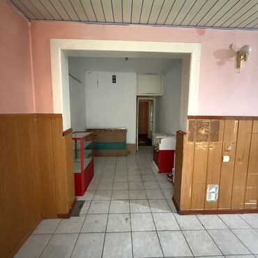 Продажа квартир: 3 комнаты, 93 м², 106 серия улучшенная, 1 этаж, Старый ремонт — 4