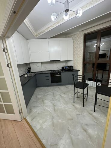 apartment in bishkek: 3 комнаты, Без подселения, С мебелью полностью