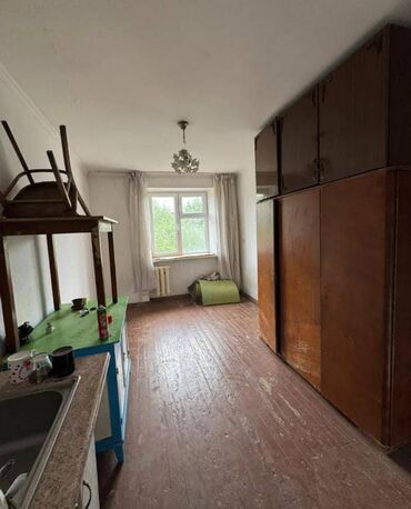 1 комнатная квартира в канте: 1 комната, 13 м², Общежитие и гостиничного типа, 4 этаж, Старый ремонт