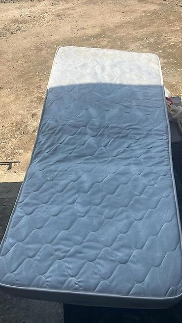 matras sifarisi: Tək nəfərlik döşək

- Ölçü: 90×200 sm (tək ölçü)
Az işlənib — 2