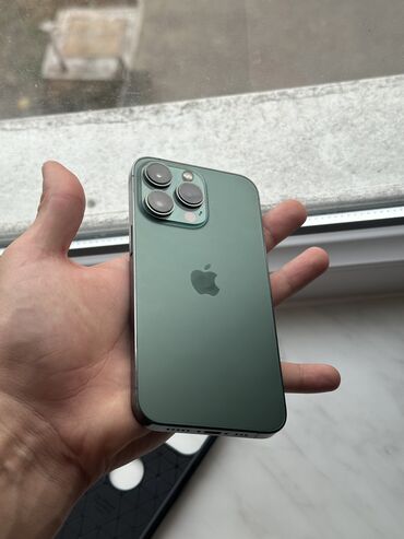 Apple iPhone: IPhone 13 Pro, Б/у, 128 ГБ, Alpine Green, Защитное стекло, Чехол, 85 %