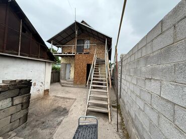 Продажа домов: Полдома, 150 м², 2 комнаты, Собственник, Евроремонт