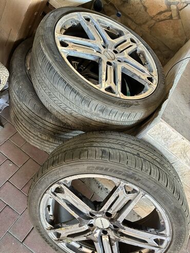 диска на киа к5: Предлагается всесезонная шина Kumho Crugen HP91 размером 275/40R22