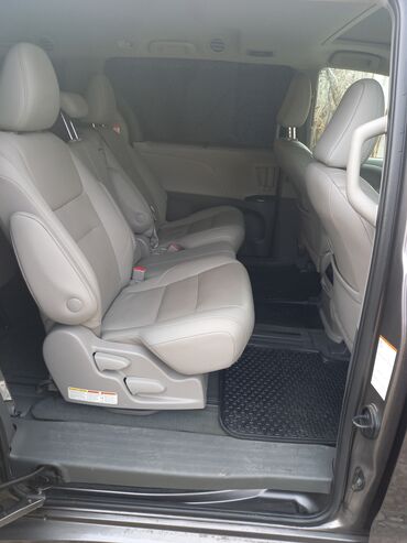 Toyota: Toyota Sienna: 2019 г., 3.5 л, Автомат, Бензин, Минивэн — 9