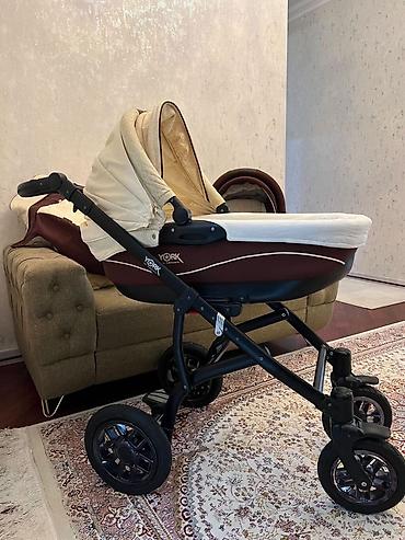 Modullu arabalar: Uşaq arabası dəsti – transformasiya olunan 3‑ü 1‑də Xüsusiyyətlər: - — 2