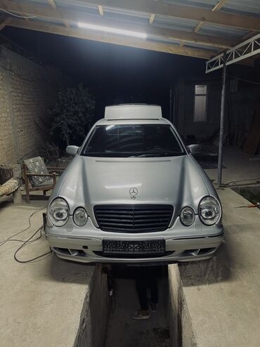 варят машина: Радиатор торлору Mercedes-Benz 2000 г., Колдонулган, Аналог