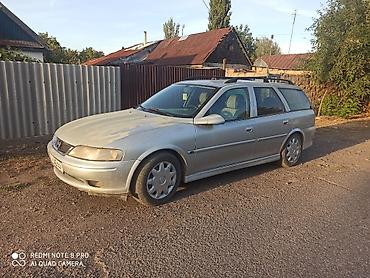 Opel Vectra: 2001 г., 1.8 л, Механика, Бензин, Универсал