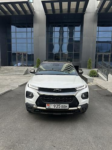 bridgestone blizzak: Chevrolet Trailblazer: 2021 г., 1.3 л, Автомат, Бензин, Кроссовер — 1