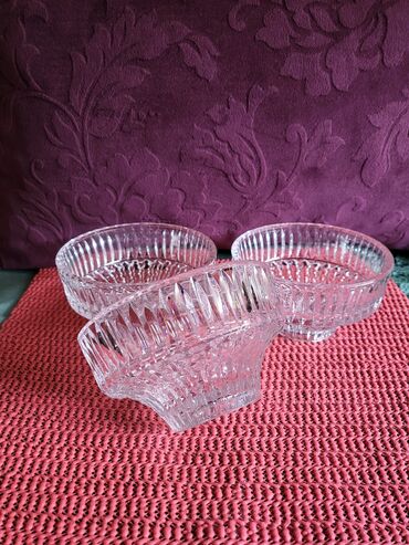 Kuhinjski setovi: Cinije nove za posalstice,kristal,led kristal 70te. Komada 3 u — 5