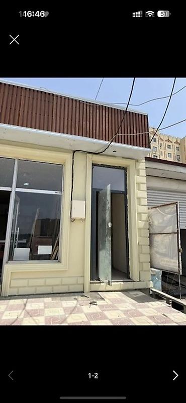 Kommersiya daşınmaz əmlakı: Yeni guneşli Şir heykəlin yanı mərkəzi yolun ustu Uzunluq 9 metr Eni — 1