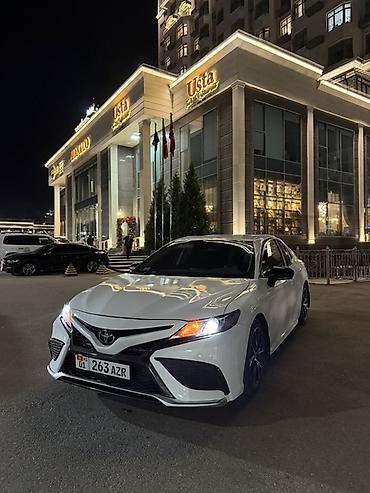 corolla 2016: Toyota Camry: 2021 г., 2.5 л, Автомат, Бензин, Седан — 2