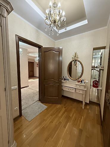 Продажа квартир: 3 комнаты, 187 м², 3 этаж — 13