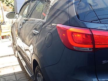 kia cerato manitoru: Kia Sportage (III nəsil) krossover - Kuzov: tünd-boz rəng, 5 qapı - — 4