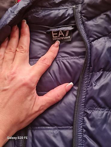 kişi geyim: EA7 Emporio Armani yüngül şişmə gödəkçə - Rəng: tünd göy (navy) - — 2