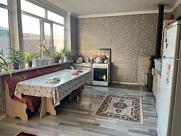 Продажа домов: 4 комнаты, 600 м², 6 соток, Бишкек, Джунхай рынок Собственник — 10