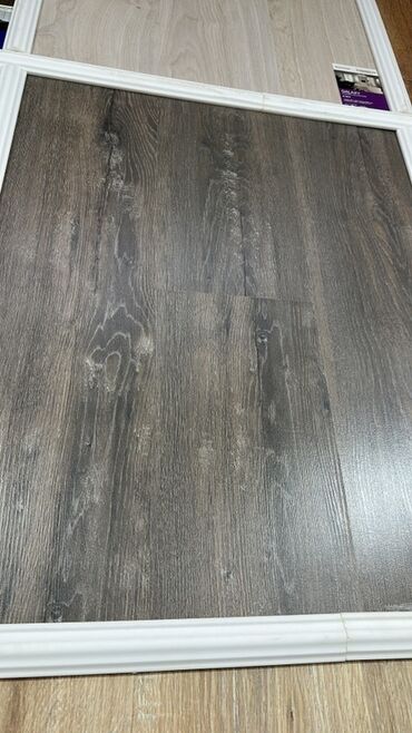 Laminat: Laminat döşəmə panelləri – müxtəlif ağac teksturalı dizaynlar Məhsul — 38