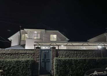 продаю связи с переездом: Дом, 210 м², 7 комнат, Агентство недвижимости, Евроремонт