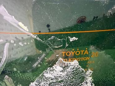 prius plus: Заднее стекло Toyota Camry XV70 - Оригинал Toyota, привозной из США — 4