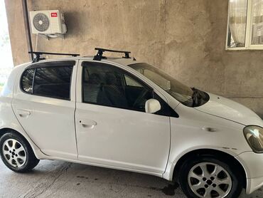 машина жалалабат: Toyota Vitz: 2000 г., 1 л, Автомат, Бензин, Хэтчбэк