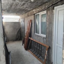 Həyət evləri və villaların satışı: 4 otaqlı, 220 kv. m, Kredit var, Orta təmir — 4