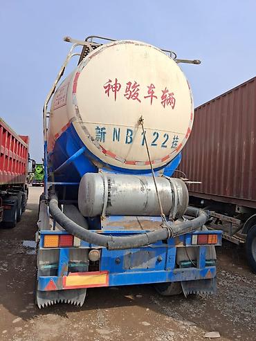 Тягачи: Тягач, Howo, 2020 г., Цистерна — 5